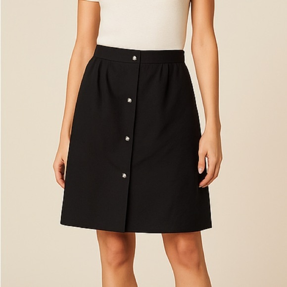 Talbots Dresses & Skirts - Talbots Black A-Line Knee-Length Skirt 🖤